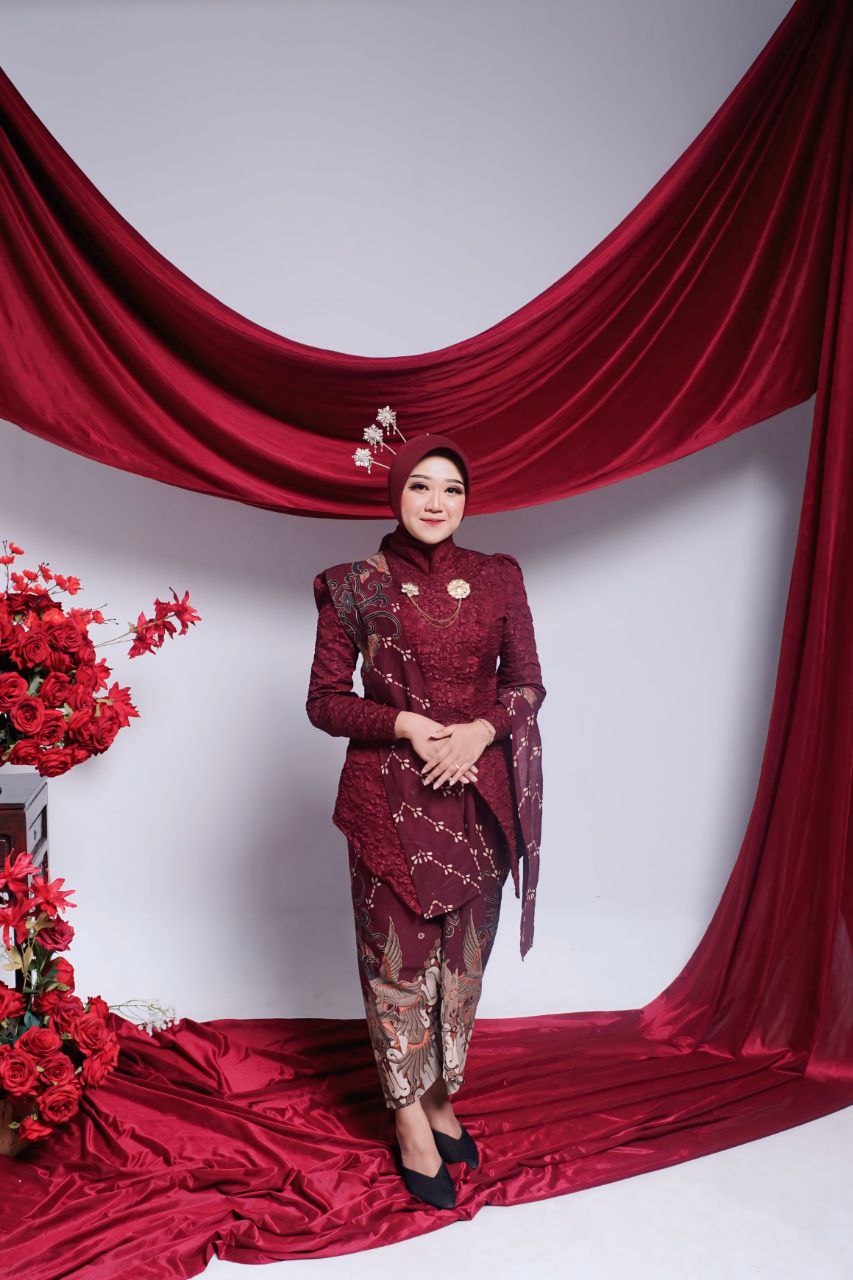 photo 6071353288910637966 y