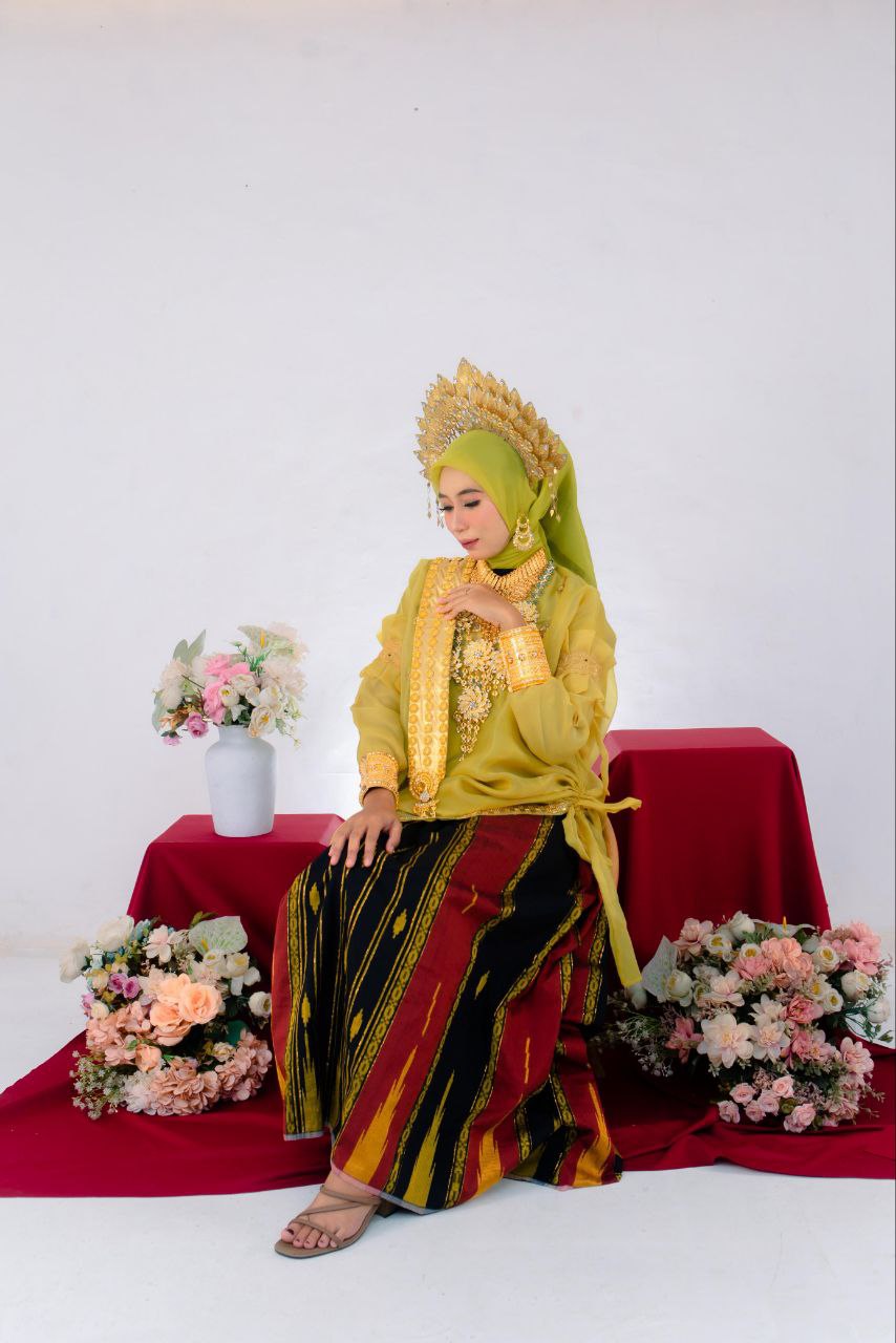 photo 6084441536025267375 y