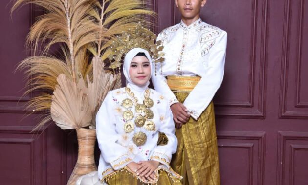 photo 6208525451899112482 y