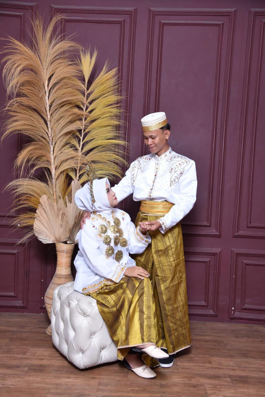 photo 6208525451899112483 y