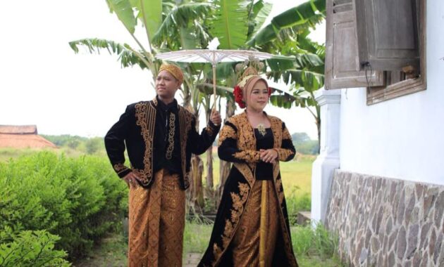 photo 6215087706660867300 y