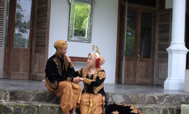 photo 6215087706660867303 y