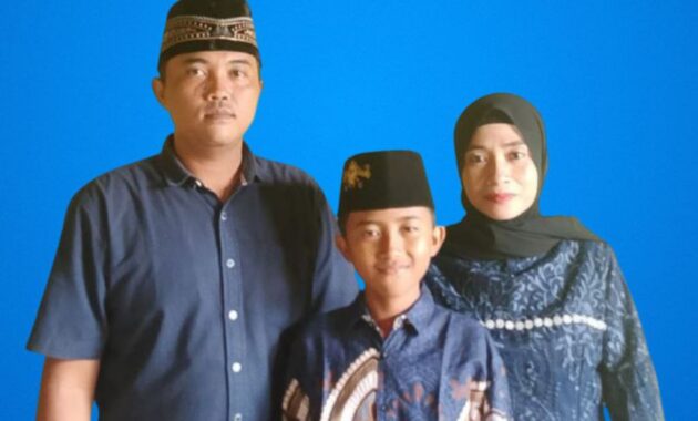 photo 6233493041683565390 y