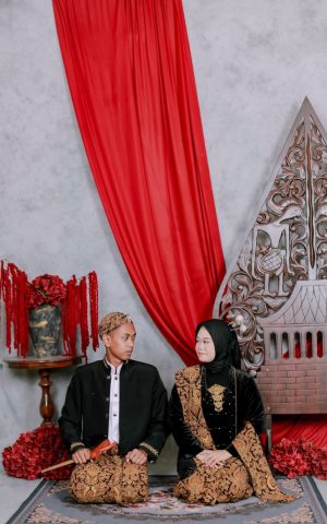 photo 6325435359344397927 y