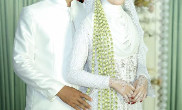 photo 6332326625780897711 y